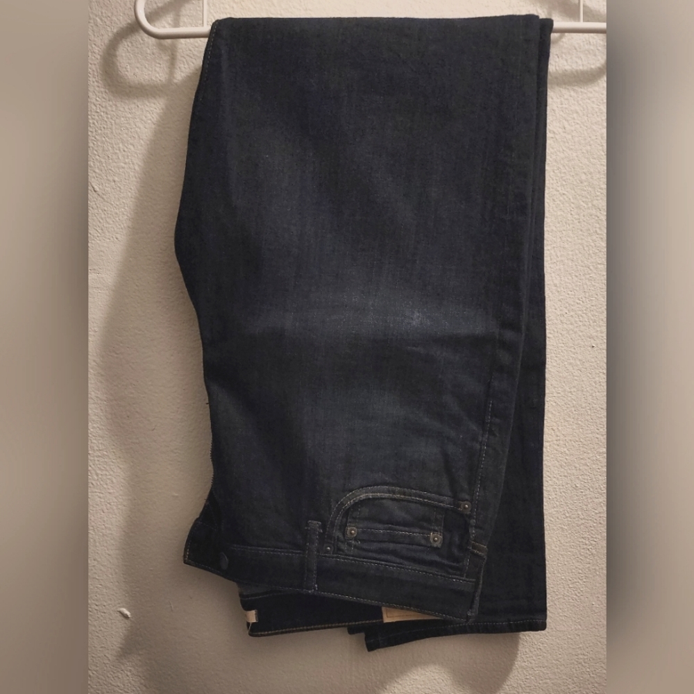 Abercrombie and Fitch Relaxed Taper Jeans W34 L32 NWOT
